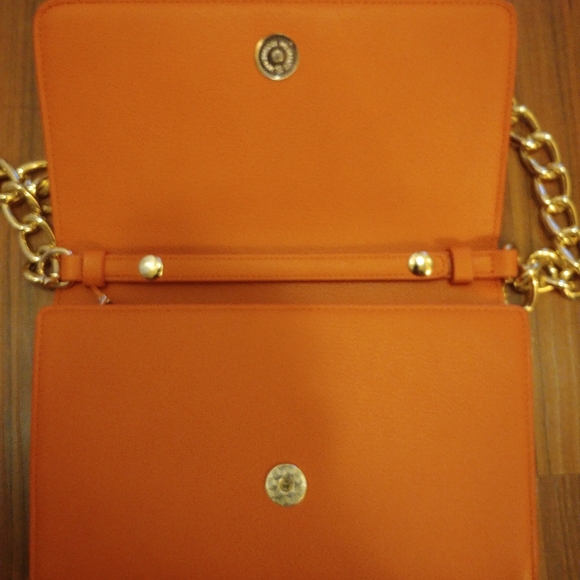 Sondra Roberts Vegan Leather Purse - Picture 3 of 4